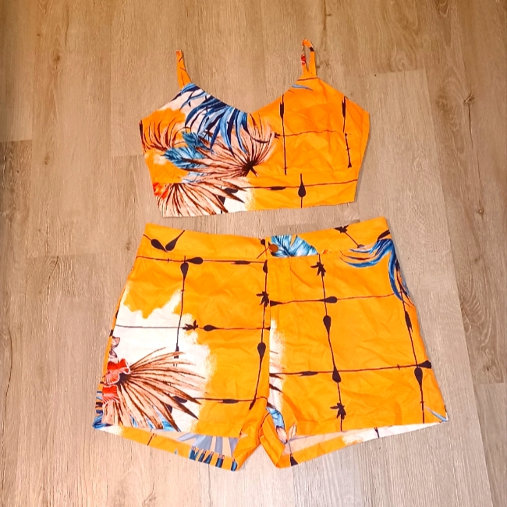 Tropical Floral Two Piece Shorts Set, Orange Vacation Outfit, Women’s XL